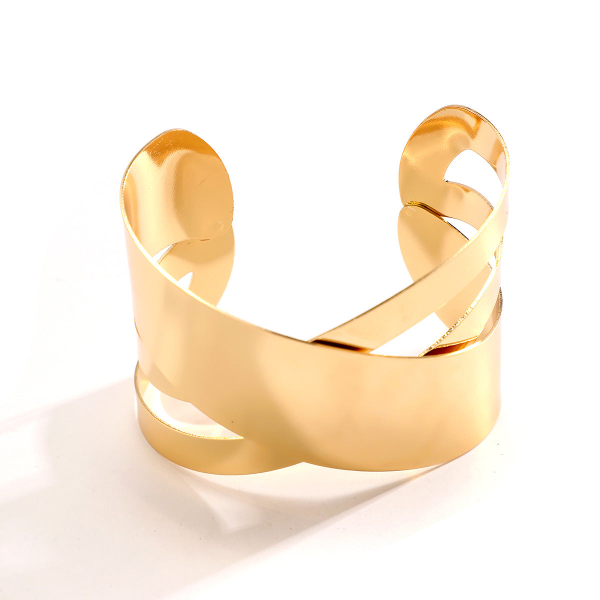 Brazalete Geométrico de Hierro en Estilo IG, Bañado en Oro Blanco y Oro