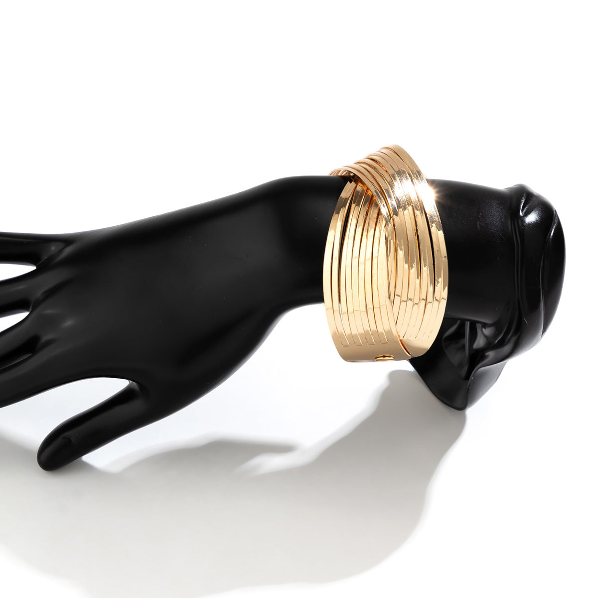 Brazalete Geométrico de Hierro en Estilo IG, Bañado en Oro Blanco y Oro