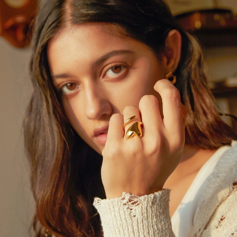 Anillo Abierto en Forma de Corazón